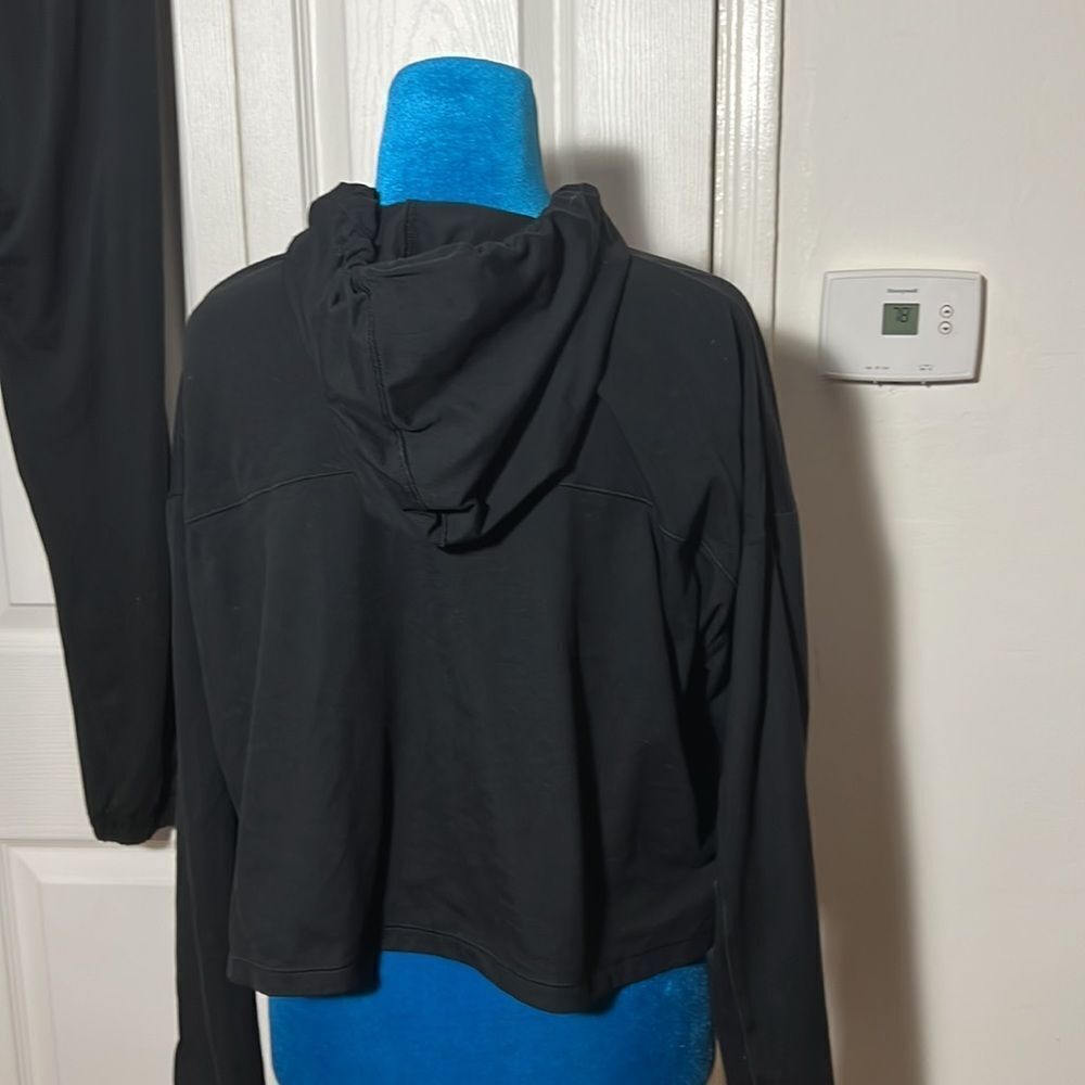Girlfriend Collective Set Cropped Hoodie and Jogger XS Excellent Condtion Soft - Picture 4 of 5